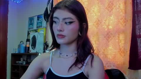 Snapshot of giulietta_mon chatting on March 12, 2025, 10:17 pm Giulietta online show from March 12, 2025, 10:17 pm