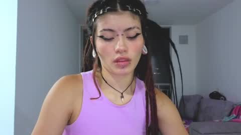 Snapshot of giulietta_mon chatting on April 11, 2026, 4:39 am Giulietta online show from April 11, 2026, 4:39 am