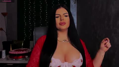 Giulia online show from February 16, 2025, 8:11 pm