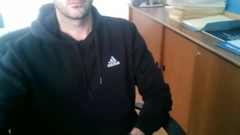 giuseppevai1 online show from December 14, 2025, 11:37 am