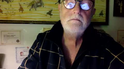 Snapshot of giutomma930394 chatting on November 18, 2025, 6:23 pm giutomma930394 online show from November 18, 2025, 6:23 pm