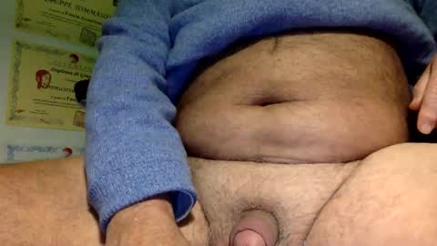 Snapshot of giutomma930394 chatting on February 8, 2026, 5:38 pm giutomma930394 online show from February 8, 2026, 5:38 pm