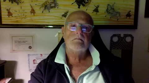 Snapshot of giutomma930394 chatting on May 12, 2026, 9:45 pm giutomma930394 online show from May 12, 2026, 9:45 pm