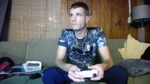 dutch rave guy c2c dutch online show from October 13, 2025, 6:19 pm