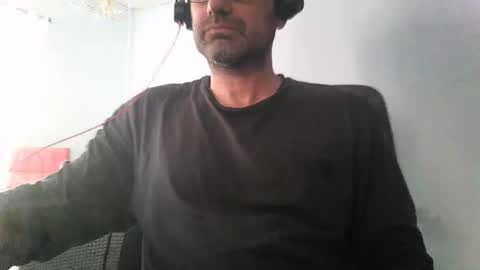 Snapshot of gjustaguym chatting on April 10, 2026, 8:41 am gjustaguym online show from April 10, 2026, 8:41 am