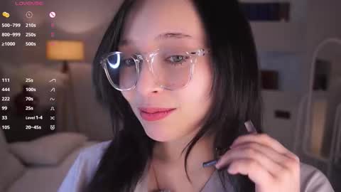 Snapshot of glennabardy chatting on February 17, 2026, 6:47 pm Sandra online show from February 17, 2026, 6:47 pm