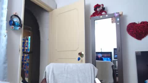 Snapshot of glennddastar chatting on February 26, 2026, 2:43 am GlennddaStar online show from February 26, 2026, 2:43 am