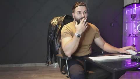 Matthew .. for short call me Matt online show from March 18, 2026, 9:40 pm