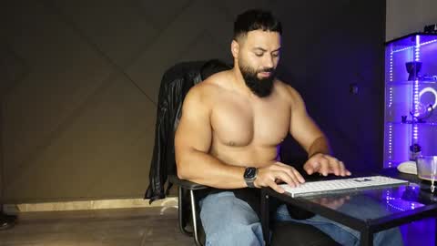 Matthew .. for short call me Matt online show from May 28, 2026, 7:33 pm