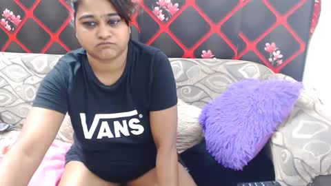 Snapshot of glitter_candy chatting on March 5, 2025, 9:59 pm glitter candy online show from March 5, 2025, 9:59 pm