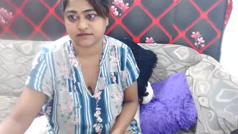 Snapshot of glitter_candy chatting on March 8, 2025, 10:45 pm glitter candy online show from March 8, 2025, 10:45 pm