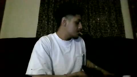 Snapshot of glly444 chatting on February 7, 2026, 11:47 am glly444 online show from February 7, 2026, 11:47 am