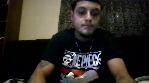 Snapshot of glly555 chatting on June 2, 2026, 9:00 am glly555 online show from June 2, 2026, 9:00 am