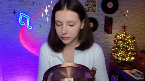 Snapshot of glo_lo chatting on January 28, 2025, 8:36 am Bye everybody Ill be online Monday December 2nd Saturday and Sunday off online show from January 28, 2025, 8:36 am