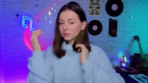 Snapshot of glo_lo chatting on February 12, 2025, 9:42 am Bye everybody Ill be online Monday December 2nd Saturday and Sunday off online show from February 12, 2025, 9:42 am