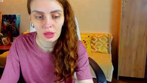 Snapshot of gloria_wood chatting on June 8, 2026, 6:52 pm Gloria Wood online show from June 8, 2026, 6:52 pm