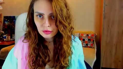 Snapshot of gloria_wood chatting on June 11, 2026, 6:50 pm Gloria Wood online show from June 11, 2026, 6:50 pm