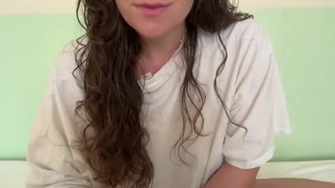 Snapshot of gloriapearl chatting on August 1, 2026, 2:49 pm Gloria Pearl online show from August 1, 2026, 2:49 pm