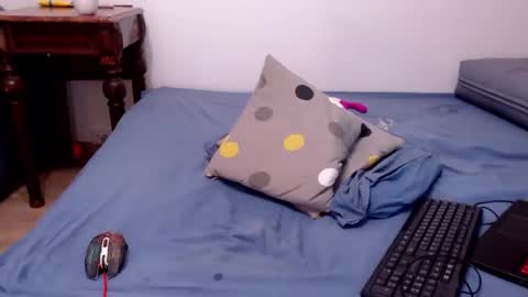 Snapshot of gloryloli chatting on February 11, 2025, 2:24 pm Tanya online show from February 11, 2025, 2:24 pm