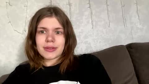 Snapshot of glossy_girl_1 chatting on April 29, 2026, 11:58 am Roxy online show from April 29, 2026, 11:58 am