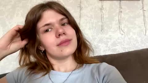 Snapshot of glossy_girl_1 chatting on May 16, 2026, 11:53 am Roxy online show from May 16, 2026, 11:53 am