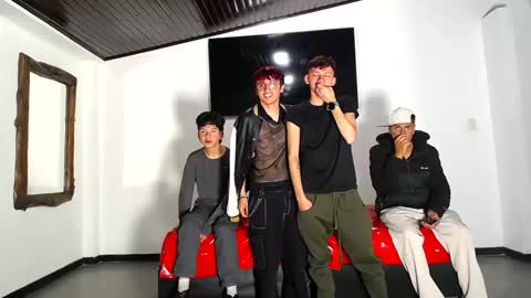 THOMAS AND DAMIAND online show from September 12, 2025, 6:08 pm