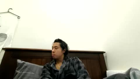 Snapshot of gnik8124 chatting on June 3, 2026, 11:35 am gnik8124 online show from June 3, 2026, 11:35 am