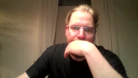 Snapshot of gnik_labinnah chatting on March 4, 2025, 8:16 pm gnik_labinnah online show from March 4, 2025, 8:16 pm