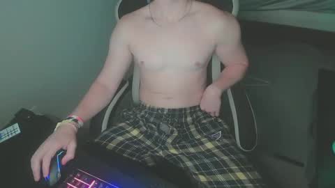 Snapshot of gnr_xxx chatting on September 23, 2025, 5:10 am G online show from September 23, 2025, 5:10 am