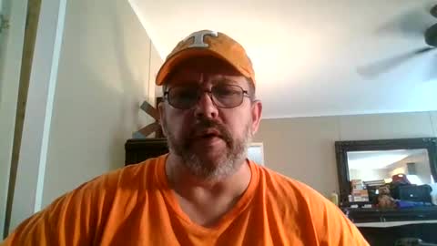 Snapshot of gobey33 chatting on September 27, 2025, 6:02 pm IDKIDCIDGAF online show from September 27, 2025, 6:02 pm