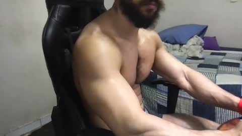 Snapshot of god_hunkules chatting on January 2, 2025, 4:13 pm god hunkules online show from January 2, 2025, 4:13 pm