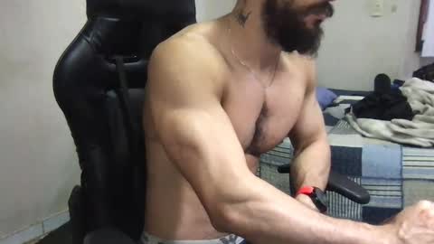 Snapshot of god_hunkules chatting on January 8, 2025, 9:55 pm god hunkules online show from January 8, 2025, 9:55 pm