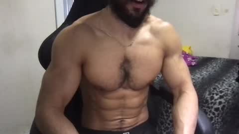 Snapshot of god_hunkules chatting on February 18, 2025, 4:16 pm god hunkules online show from February 18, 2025, 4:16 pm