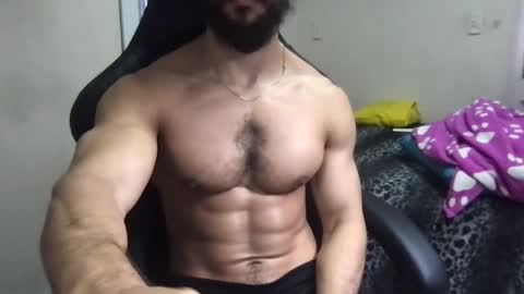 Snapshot of god_hunkules chatting on February 18, 2025, 7:41 pm god hunkules online show from February 18, 2025, 7:41 pm