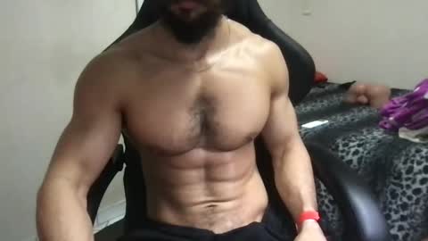 Snapshot of god_hunkules chatting on February 24, 2025, 6:47 pm god hunkules online show from February 24, 2025, 6:47 pm