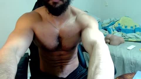 Snapshot of god_hunkules chatting on November 1, 2025, 3:47 pm god hunkules online show from November 1, 2025, 3:47 pm