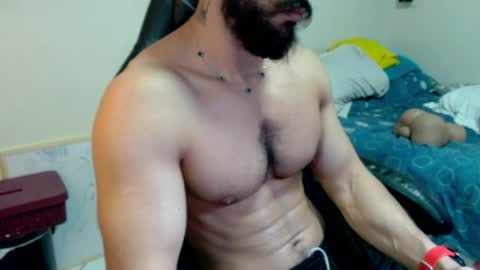 Snapshot of god_hunkules chatting on April 24, 2026, 4:31 pm god hunkules online show from April 24, 2026, 4:31 pm