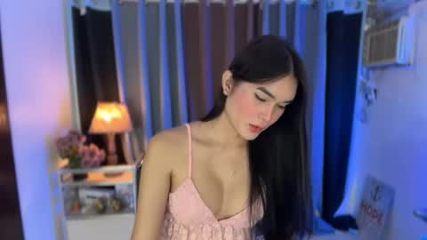Snapshot of goddess_jennyxx chatting on October 14, 2025, 2:40 pm goddess_jennyxx online show from October 14, 2025, 2:40 pm