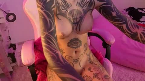 vee online show from January 14, 2026, 3:06 pm