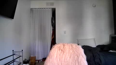 Snapshot of goddessdaisysky chatting on April 11, 2026, 7:40 pm Goddess Daisy Sky online show from April 11, 2026, 7:40 pm