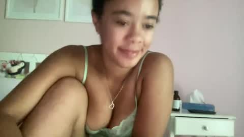 Goddess L online show from June 18, 2026, 7:30 am
