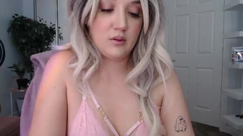 Goddess Emmy online show from March 4, 2026, 9:10 pm