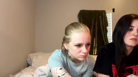 Snapshot of goddessfeyaa chatting on December 5, 2024, 9:50 pm feyaa22 online show from December 5, 2024, 9:50 pm