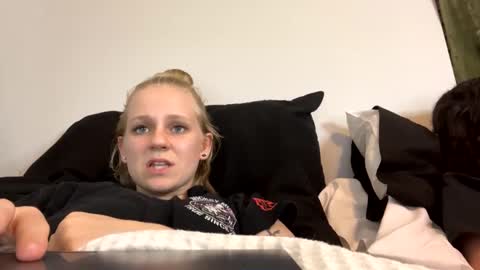 Snapshot of goddessfeyaa chatting on December 17, 2024, 2:44 am feyaa22 online show from December 17, 2024, 2:44 am