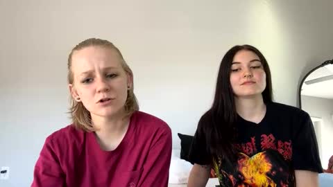 Snapshot of goddessfeyaa chatting on January 4, 2025, 4:00 pm feyaa22 online show from January 4, 2025, 4:00 pm