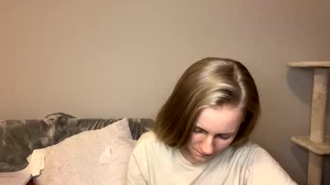 Snapshot of goddessfeyaa chatting on February 28, 2025, 1:05 am feyaa22 online show from February 28, 2025, 1:05 am