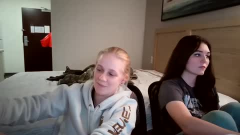 Snapshot of goddessfeyaa chatting on September 14, 2025, 4:55 am feyaa22 online show from September 14, 2025, 4:55 am