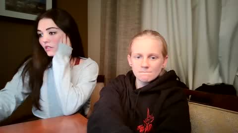 Snapshot of goddessfeyaa chatting on October 3, 2025, 4:09 am feyaa22 online show from October 3, 2025, 4:09 am