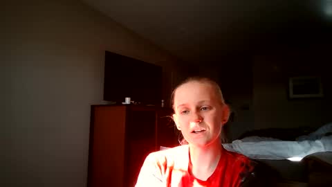 Snapshot of goddessfeyaa chatting on October 5, 2025, 4:49 pm feyaa22 online show from October 5, 2025, 4:49 pm