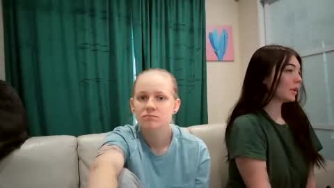 Snapshot of goddessfeyaa chatting on February 11, 2026, 4:34 pm feyaa22 online show from February 11, 2026, 4:34 pm